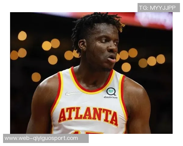 克林特卡佩拉:从新秀到明星中锋的成长之路与篮球梦想